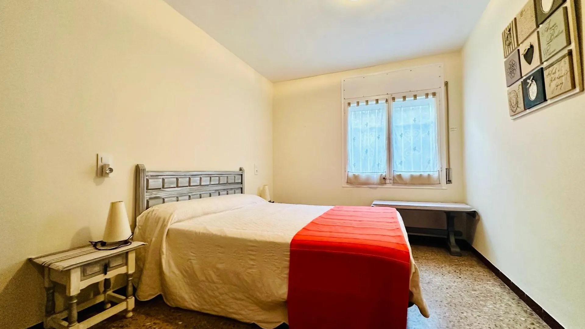 Global Immo 3235 Corsario Apartment Roses Spain