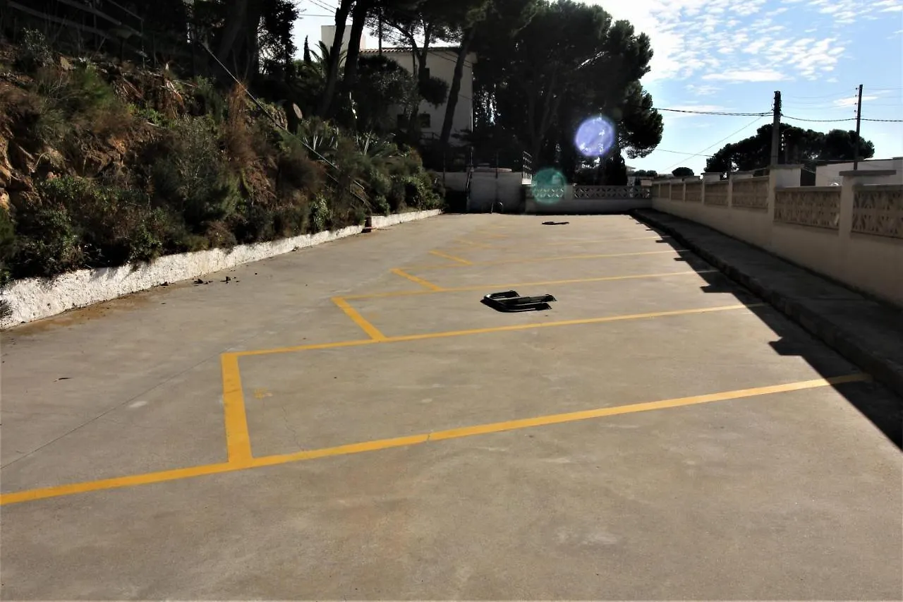 Global Immo 3235 Corsario Apartment Roses Spain